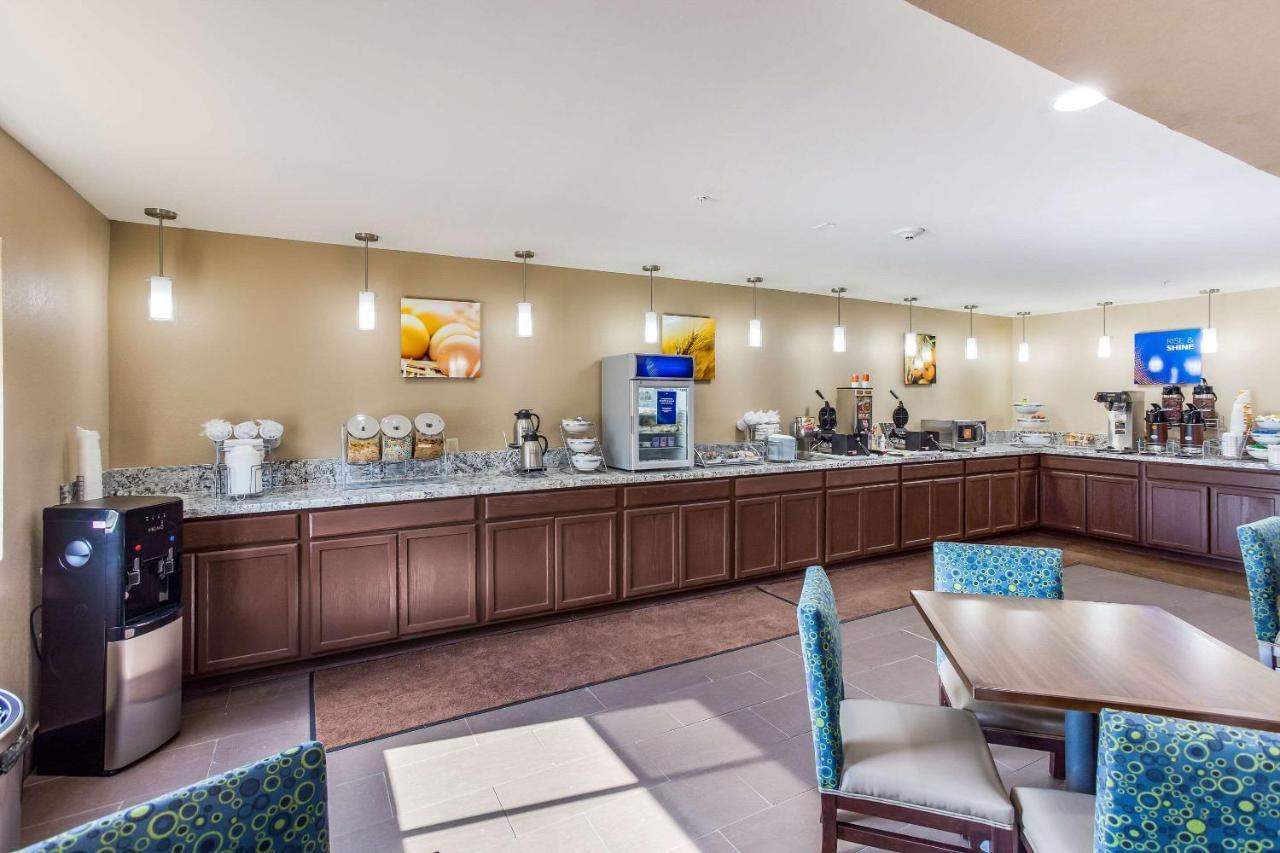 Quality Inn Charleston Exterior photo
